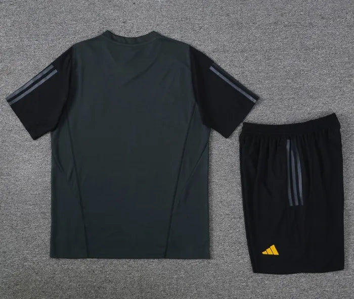 Real Madrid 2023/2024 Short Sleeve/Shorts Tracksuit Grey